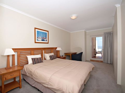 Messines Street, Breakwater Apartment, 104 - Events Australia 5