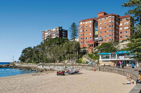Oversized 2 Bedroom Manly Beach House - Tourism Bookings 9