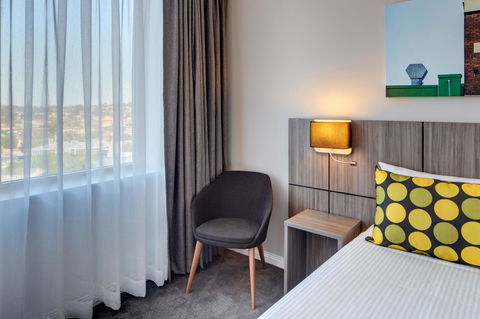 Mercure Sydney Bankstown - Tourism Bookings 22