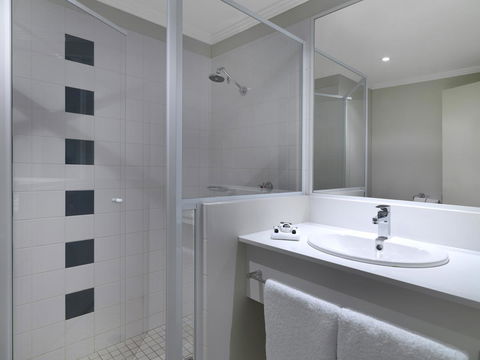 Mercure Sydney Bankstown - Tourism Bookings 9