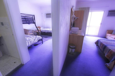 Rest Easy Motel - Tourism Bookings 1