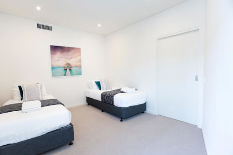 Brand New Executive Apartment - Tourism Bookings 15