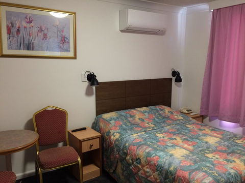 Edgecliff Lodge Motel - Tourism Bookings 8