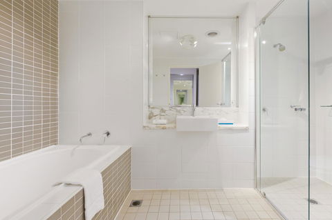 Sage Hotel Wollongong - Tourism Bookings 5