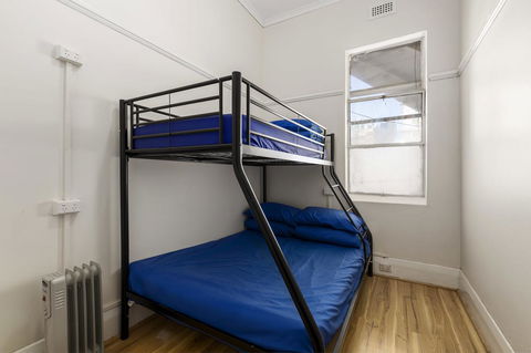 Ady's Place Backpackers, Sydney - Tourism Bookings 3
