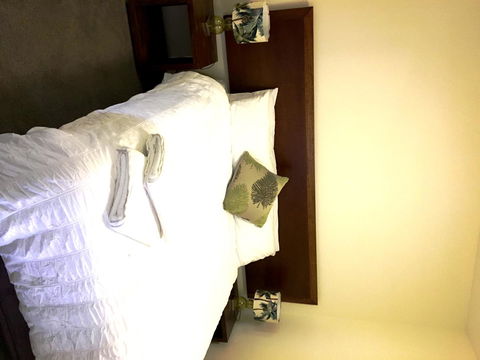 Boathouse Resort (Water Front) - Events Australia 4