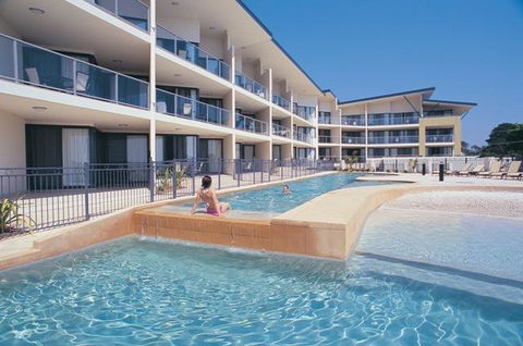 Boathouse Resort (Water Front) - Events Australia 23