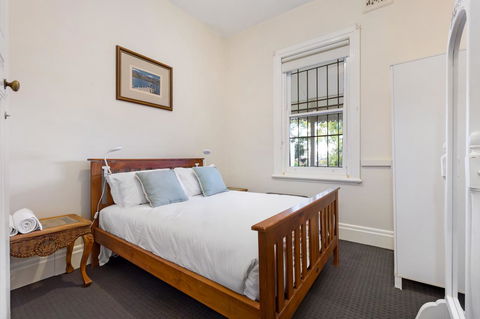 Drummoyne 3 Bedroom Home (62ALE) - Tourism Bookings 3