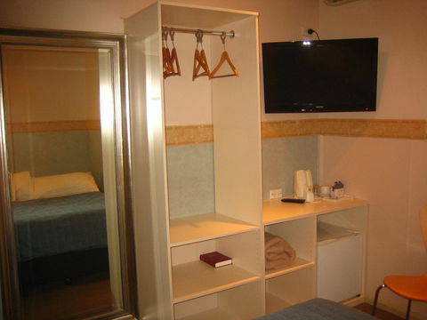 Hotel 59 Sydney - Tourism Bookings 38