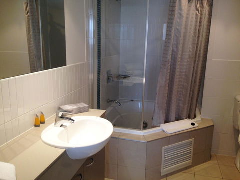 BASE Holidays - Ettalong Beach Premium Apartments - Events Australia 39