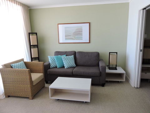 BASE Holidays - Ettalong Beach Premium Apartments - Events Australia 17