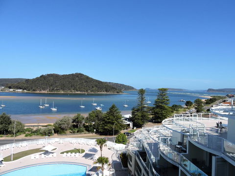 BASE Holidays - Ettalong Beach Premium Apartments - Events Australia 19