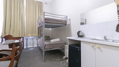 Woolbrokers Hotel - Tourism Bookings 13