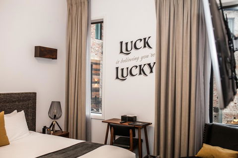 The Lucky Hotel - Tourism Bookings 1