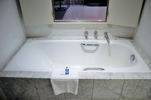 Radisson Blu Plaza Hotel Sydney - Tourism Bookings 37