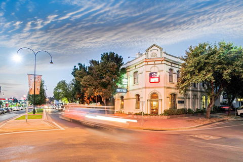Prince Of Wales Hotel - Tourism Bookings 9