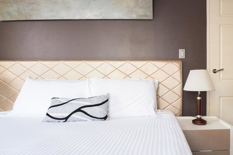 Seasons Harbour Plaza - Events Australia 10