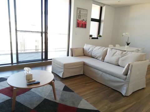 Specious Apartment With 2 Large Bedrooms - Tourism Bookings 11