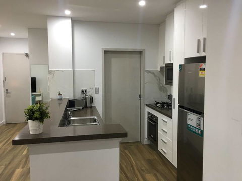 Specious Apartment With 2 Large Bedrooms - Tourism Bookings 3