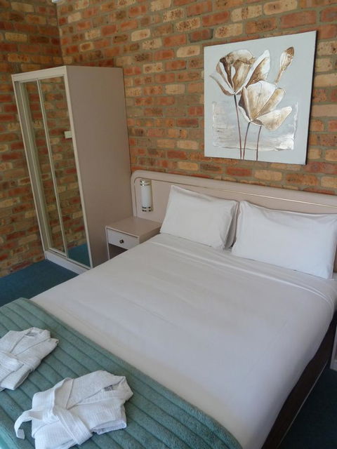 Mollymook Surfbeach Motel & Apartments - Events Australia 12