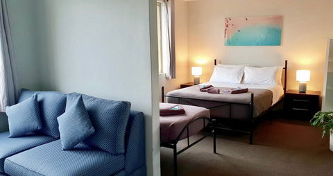 Manly Beachside Apartments - Tourism Bookings 3