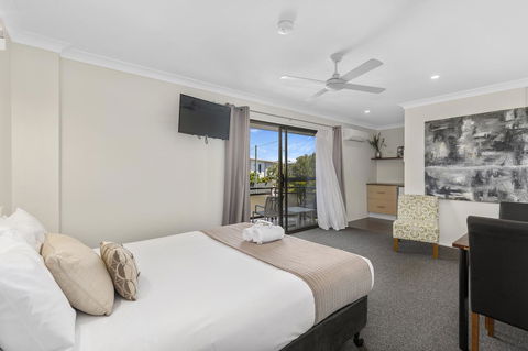 Coastal Bay Motel - Tourism Bookings 2