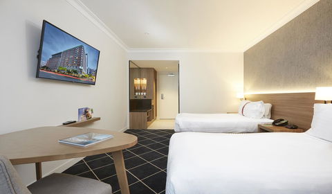 Furama Darling Harbour - Tourism Bookings 9