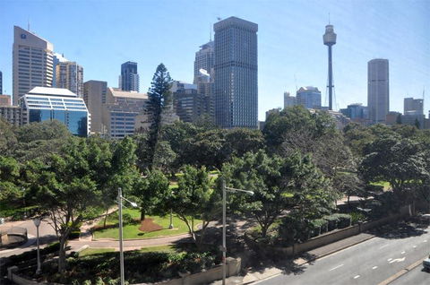 Accommodation Sydney - Hyde Park Plaza 38 College St Sydney - Tourism Bookings 24