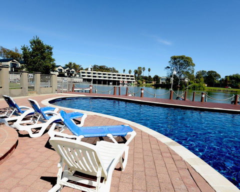 Yarrawonga Waterfront Apartments - Events Australia 10