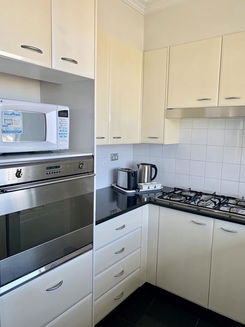 Castle Serviced Apartments - Tourism Bookings 0