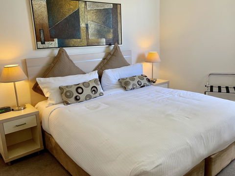 Castle Serviced Apartments - Tourism Bookings 14