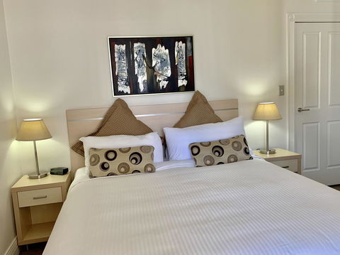 Castle Serviced Apartments - Tourism Bookings 8