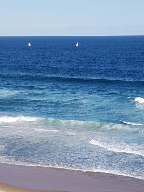 Arena Luxury Beachfront Apartment - Tourism Bookings 21