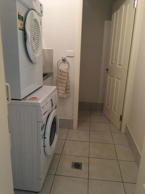 Travers Street Apartment - Tourism Bookings 10