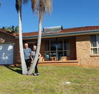 Twin Palms Holiday House at Lighthouse - Events Australia