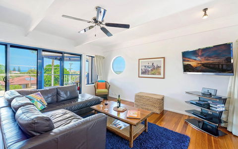 Coast Yamba - Adults Only - Tourism Bookings 17