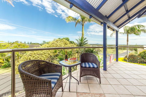 Coast Yamba - Adults Only - Tourism Bookings 24