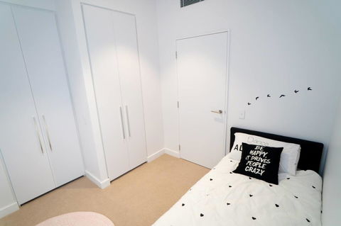 Two Bedroom Darling Harbour Apt Chinatown CBD UTS - Tourism Bookings 32