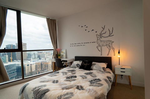 Two Bedroom Darling Harbour Apt Chinatown CBD UTS - Tourism Bookings 9