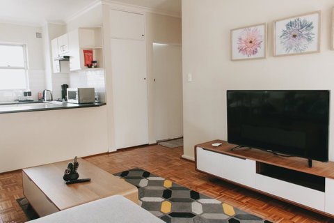 Lotus Stay Manly - Apartment 29B - Tourism Bookings 2