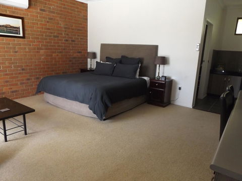 Federation Motel Resort - Corowa - Tourism Bookings 24