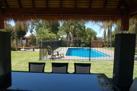 Federation Motel Resort - Corowa - Tourism Bookings 1