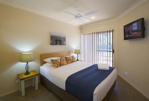 Marty's @ Little Beach - Events Australia 13