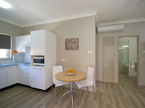 Marty's @ Little Beach - Events Australia 18