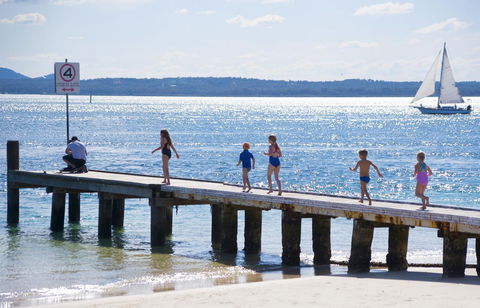 Marty's @ Little Beach - Events Australia 32