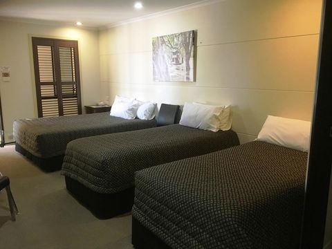 Balranald Club Motel - Tourism Bookings 21