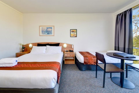 The Select Inn Ryde - Tourism Bookings 4