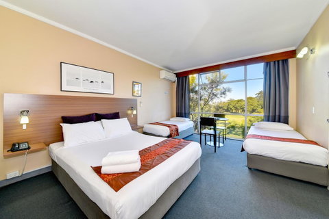 The Select Inn Ryde - Tourism Bookings 29