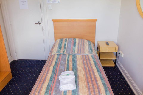 Gardners Inn Hotel - Events Australia 42