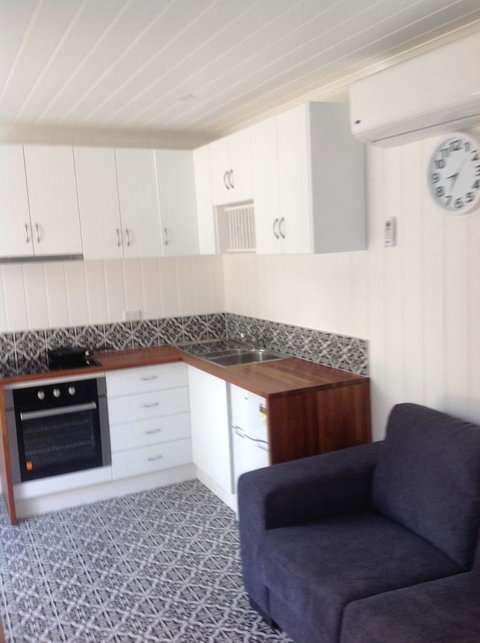 Hideaway Holiday Apartments - Tourism Bookings 8